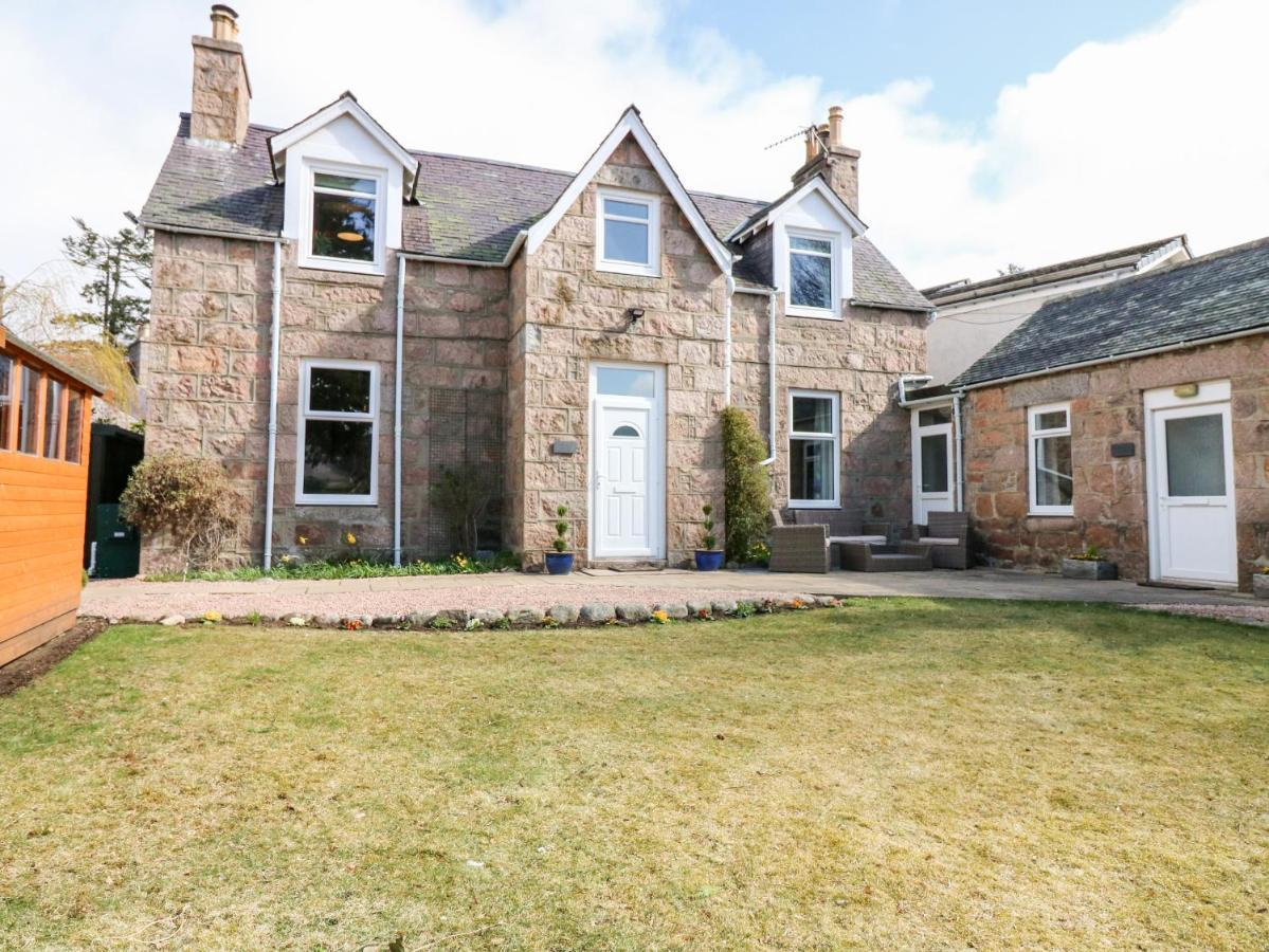 Gairnlea House Villa Ballater Exterior photo